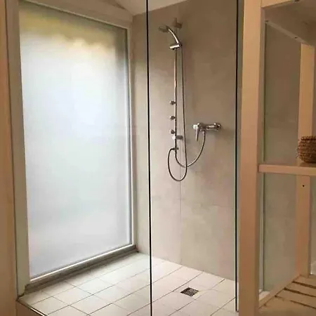 Lakeview Gem * كراتيغين