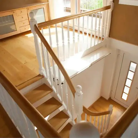 Lakeview Gem Krattigen