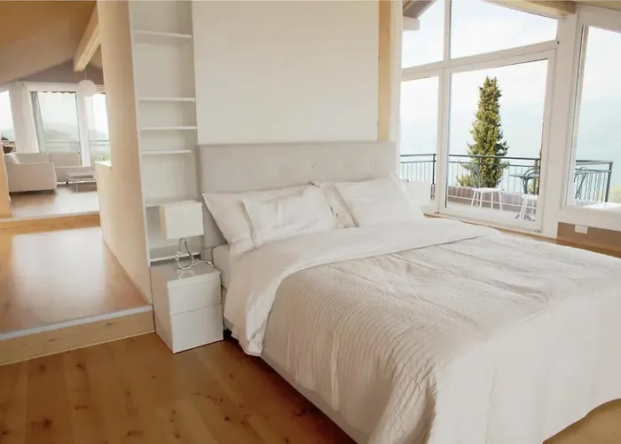 Lakeview Gem Krattigen